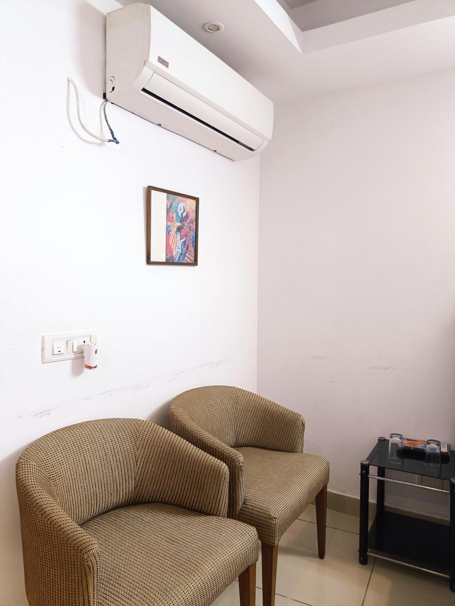 Hotel Blueberry New Delhi Exterior photo